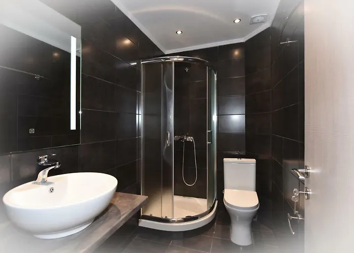 Eleon By Kottas Olynthos