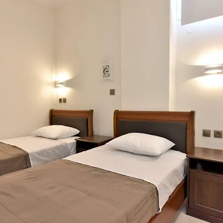 Eleon By Kottas Olynthos